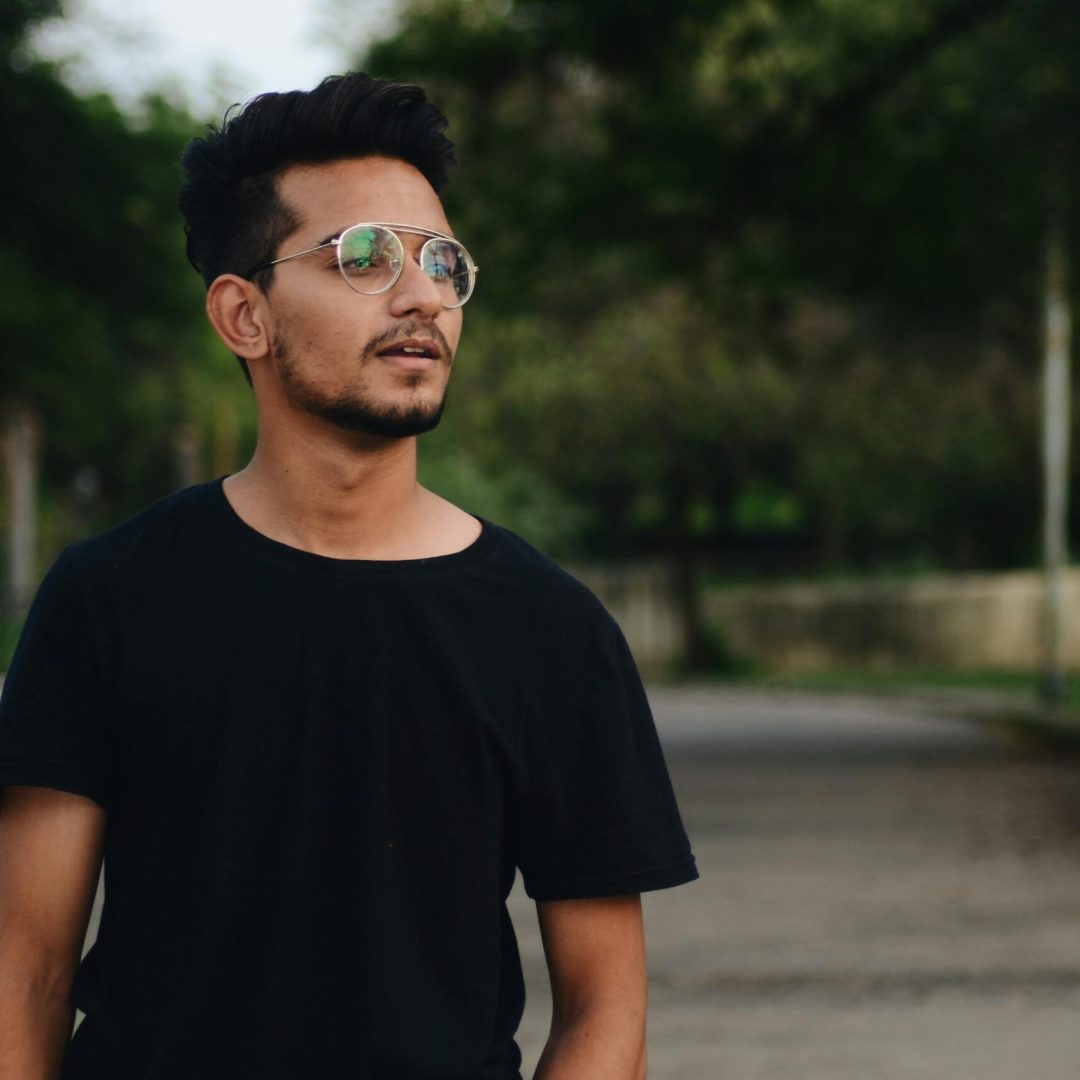 pexels rahulshah 1208024